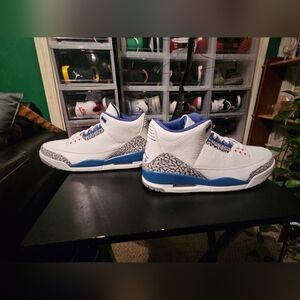 Jordan Sneakers White and Blue